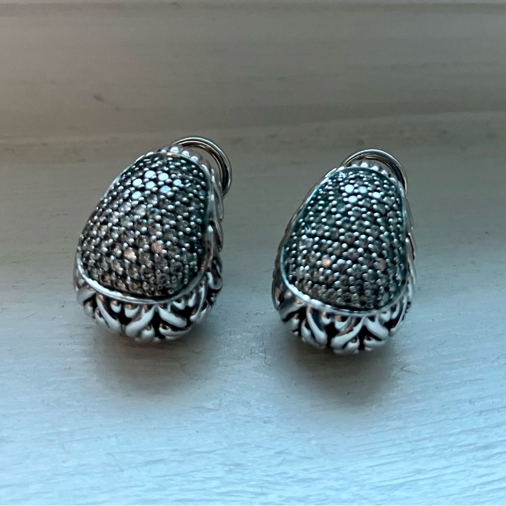 John Hardy 925 & 18k Pave Diamond Classic Chain Buddha Belly Earrings